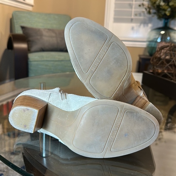 Women’s Nine West Booties in Tan‎ size 7.5 - Picture 9 of 9